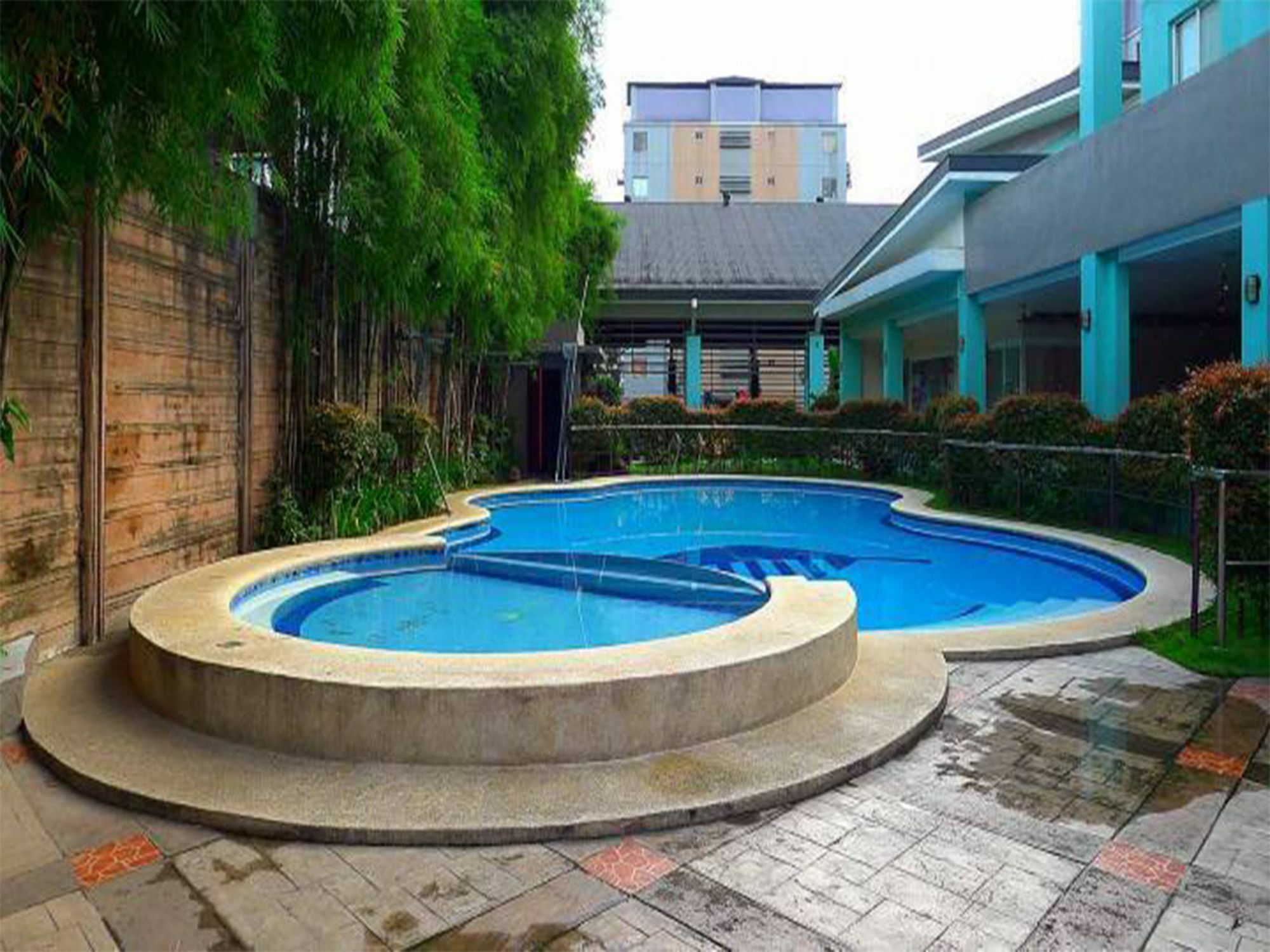 Sofia Bellevue Condominium Quezon City Bagian luar foto